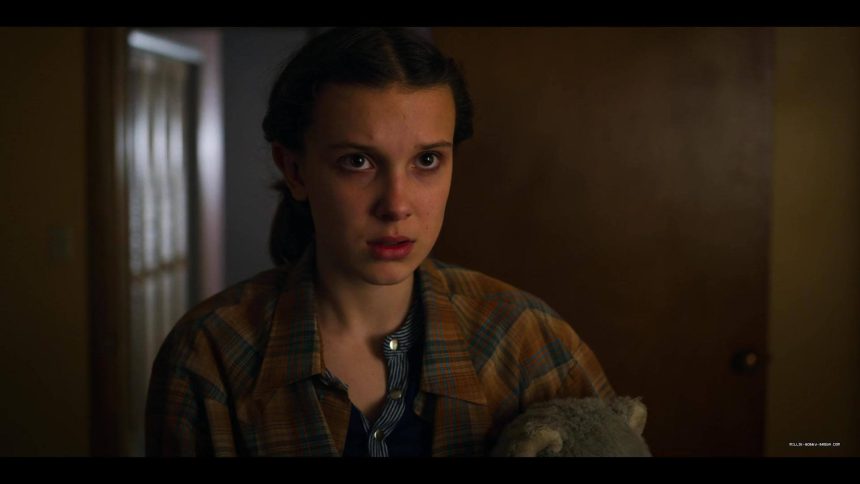 Megérkeztek az első fotók Millie Bobby Brown és Henry Cavill közös filmjéből 11 Megérkeztek az első fotók Millie Bobby Brown és Henry Cavill közös filmjéből