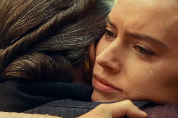 A Skywalker kora ugyanazt a történetet meséli Leiáról, mintha Carrie Fisher még élne 14 Star Wars: Skywalker kora