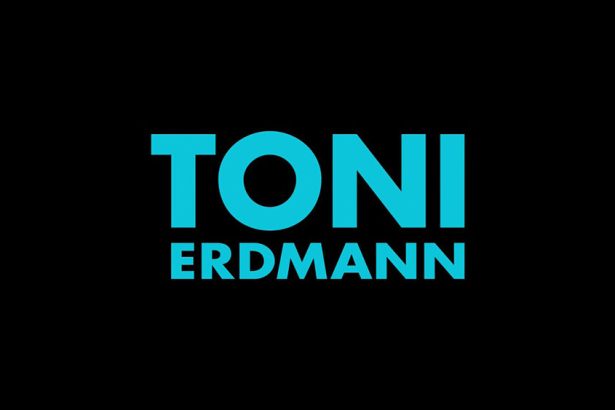 Toni Erdmann - Kihagyhatatlan itthon is a mozikban