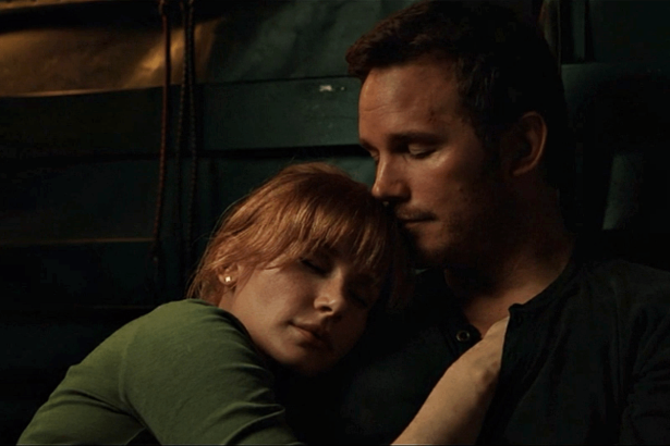 A Jurassic World sztárjai öleléssel köszöntötték a klasszikus triót a Jurassic World: Világuralom forgatásán 28 Jurassic World