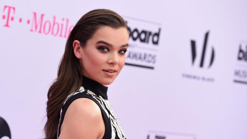Az Oscar-díjra jelölt Hailee Steinfeld csatlakozhat a Bumblebee spin-offhoz 11 Az Oscar-díjra jelölt Hailee Steinfeld csatlakozhat a Bumblebee spin-offhoz