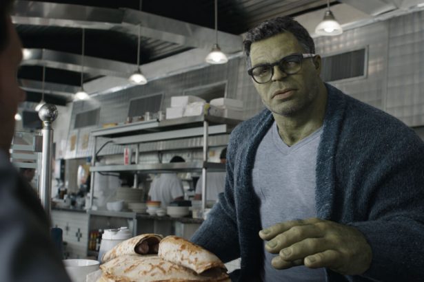 Professzor Hulk a csettintéssel nem egyszerűen csak visszahozott mindenkit a Végjátékban 22 Professzor Hulk