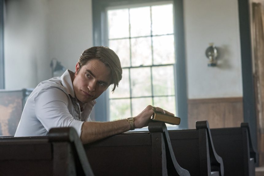Tom Holland és Robert Pattinson főszereplésével jön a Netflix egyik legizgalmasabb őszi premiere 11 Tom Holland és Robert Pattinson főszereplésével jön a Netflix egyik legizgalmasabb őszi premiere