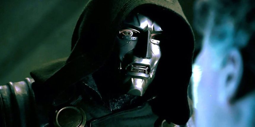 A 2005-ös Fantasztikus Négyes tervein Doctor Doom igazi horrortestet kapott, amit akkor még Nicolas Cage játszott volna 11 Doctor Doom