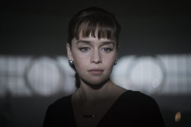 Emilia Clarke szerint Ron Howard megmentette a Solo: Egy Star Wars-történetet