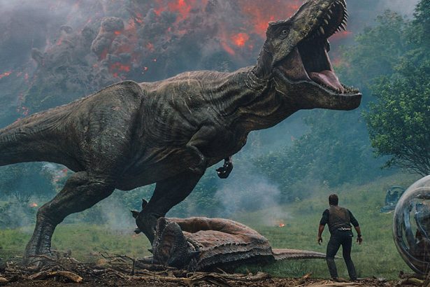 KRITIKA: Jurassic World: Bukott birodalom 14 KRITIKA: Jurassic World: Bukott birodalom