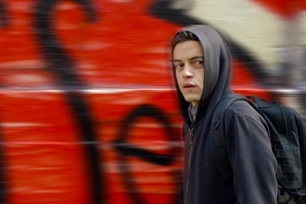Befutott a Mr. Robot második évadjának az újabb kedvcsinálója 14 Befutott a Mr. Robot második évadjának az újabb kedvcsinálója