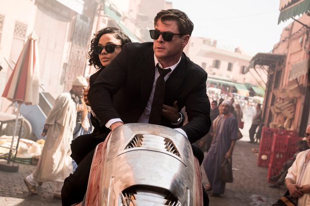 Már forog a Men in Black spin-off a Thor sztárjával 26 Men in Black - Sötét zsaruk a Föld körül