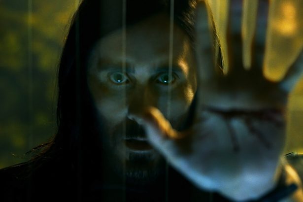 Már a Morbius, az élő vámpír őszi bemutatóját is eltolták, de a Venom 2. mellett viszont még kitartanak 20 Morbius