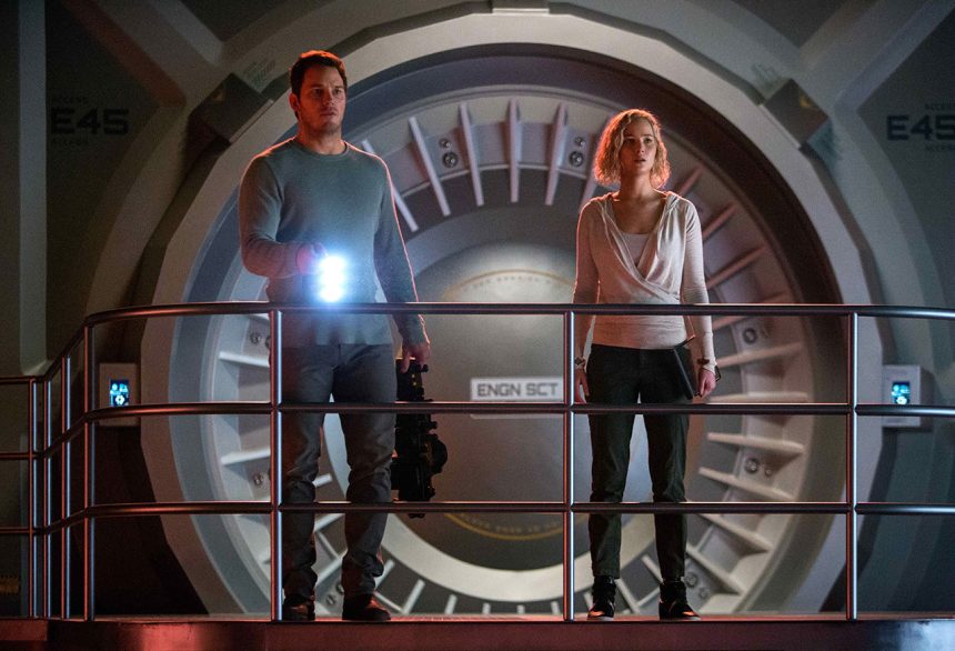 Jennifer Lawrence és Chris Pratt a legújabb Utazók fényképeken