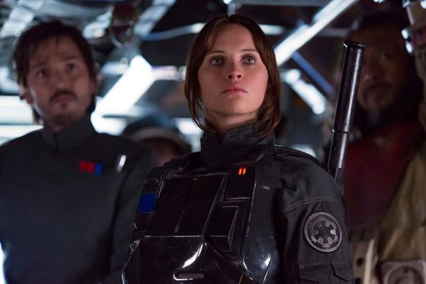 Jyn Erso harcra buzdítja a Lázadókat a legújabb Spotban 28 Zsivány Egyes: Egy Star Wars-történet