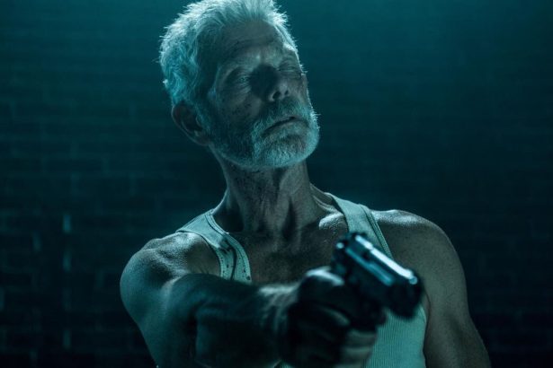 Stephen Lang karaktere visszavágásra készül a Vaksötét 2. első hivatalos képén 14 Vaksötét