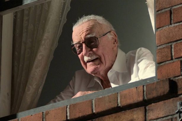 Már leforgatták a Bosszúállók 4. Stan Lee cameóját