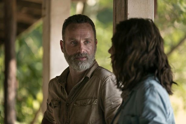 Rick Grimestől búcsúzunk a The Walking Dead következő részében 26 Rick Grimestől búcsúzunk a The Walking Dead következő részében
