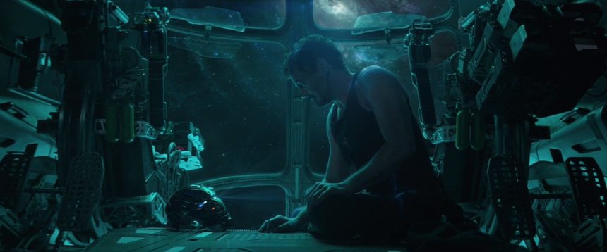 Rajongói teória, hogy ki menti meg Tony Starkot az űrben