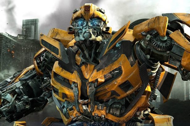 Véget ért a Bumblebee-film forgatása, mutatjuk a partin készült logót hozzá 12 Véget ért a Bumblebee-film forgatása, mutatjuk a partin készült logót hozzá