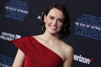 Daisy Ridley reagált az elkaszált Ben Solo-film körüli rajongói hangokra 24 Daisy Ridley