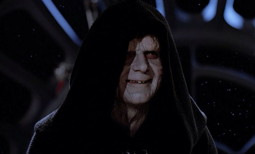 J.J. Abrams megerősítette Palpatine visszatérését The Rise of Skywalker epizódban 11 Darth Sidious
