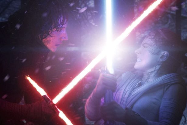 Leia halála megtöri Kylo Ren-t a Star Wars 9-ben? 14 Leia halála megtöri Kylo Ren-t a Star Wars 9-ben?