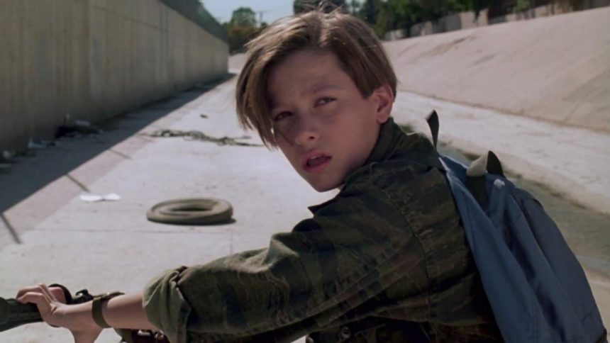 A fiatal John Connor megjelent a Terminátor 6. forgatásán