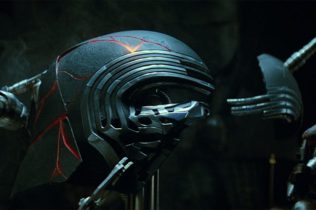 A Star Wars képregényekből kiderült, hogy Kylo Ren miért visel sisakot 14 Kylo Ren