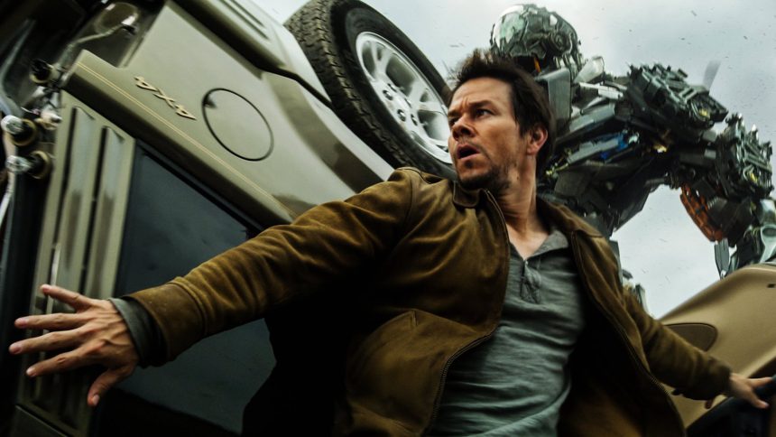 Robbantások, és autós izgalmak a legújabb Transformers 5 videókban 11 Robbantások, és autós izgalmak a legújabb Transformers 5 videókban
