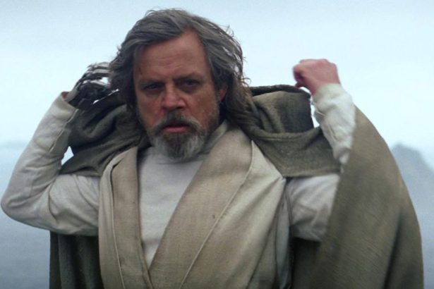 J.J. Abrams szerint Mark Hamill Oscar-díjat fog kapni Az utolsó Jedi miatt! 24 J.J. Abrams szerint Mark Hamill Oscar-díjat fog kapni Az utolsó Jedi miatt!