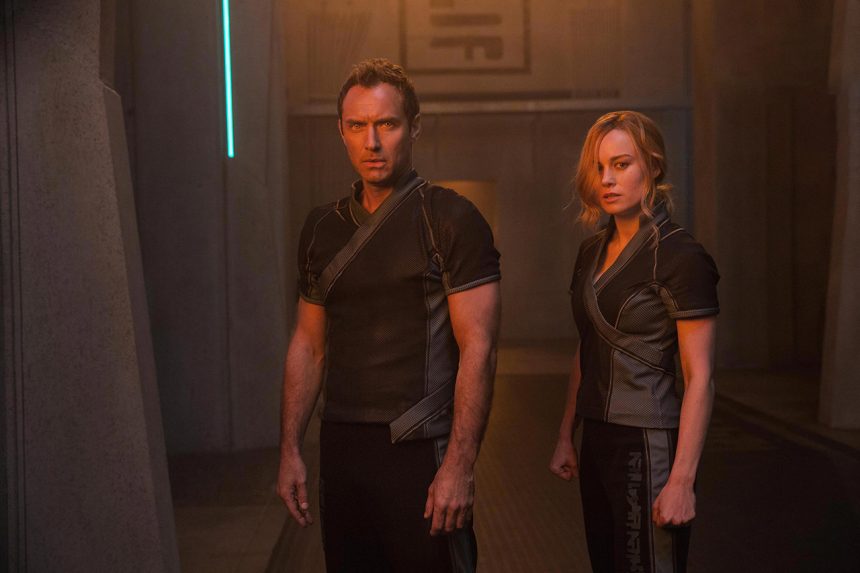 A Marvel megerősítette, hogy kit játszik Jude Law a Marvel Kapitányban 11 Marvel Kapitány Jude Law