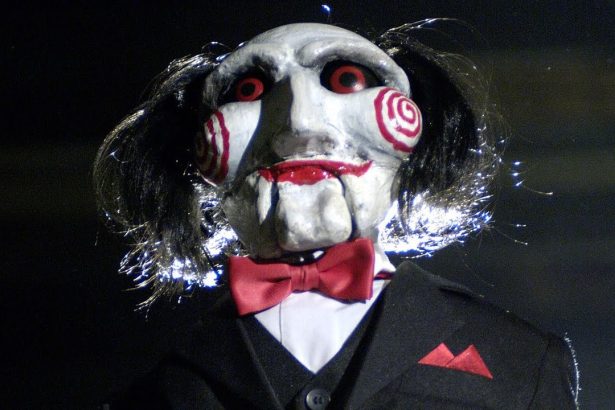 Halloweenkor jön a Fűrész 8, és már rendezője is van