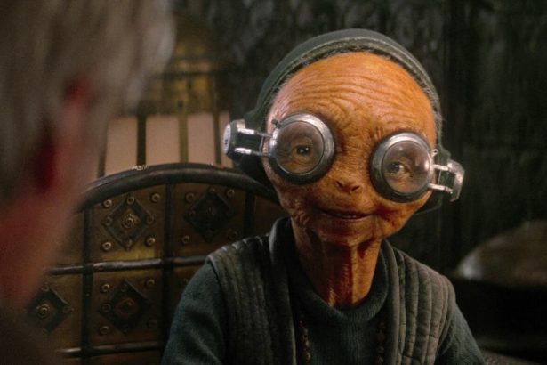 A Star Wars: Az ébredő Erő korai tervein meglehetősen bizarr külsőt kapott Maz Kanata 12 Maz Kanata