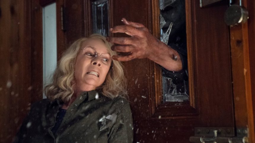 Pletykák szerint Jamie Lee Curtis is csatlakozott a The Mandalorian S02 szereplőgárdájához 11 Jamie Lee Curtis