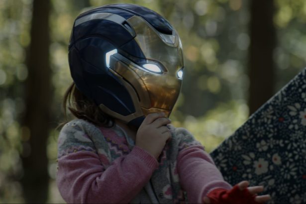 Lexi Rabe a Bosszúállók: Végjáték után nem akármilyen jelmezbe öltözött Halloween alkalmából 12 Morgan Stark