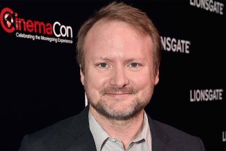 Rian Johnson elárulta, hogy a filmekben nem kerülhet rosszfiúk kezébe az iPhone 25 Rian Johnson