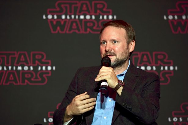 Rian Johnson azt állítja, hogy Az utolsó Jedik cím nem a Lucasfilm, hanem az ő ötlete volt 24 Rian Johnson