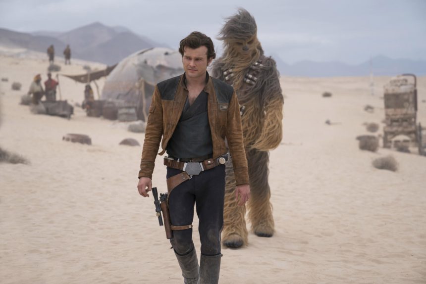 Alden Ehrenreich arról beszélt, hogy valószínűleg egy Disney+ sorozatban térhet vissza Han Solo szerepében 11 Alden Ehrenreich arról beszélt, hogy valószínűleg egy Disney+ sorozatban térhet vissza Han Solo szerepében