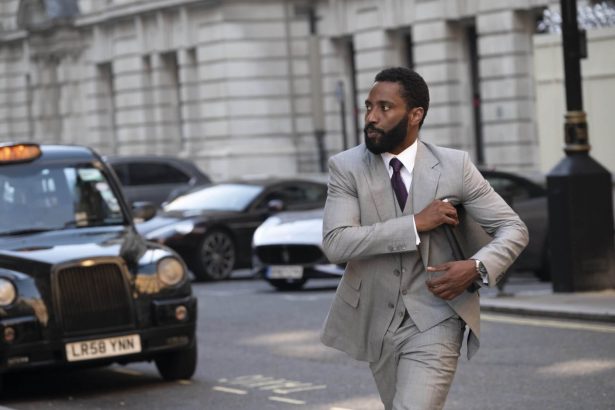 John David Washington kész visszatérni a Tenet folytatásában, de minden Christopher Nolan rendezőn múlik 30 Tenet