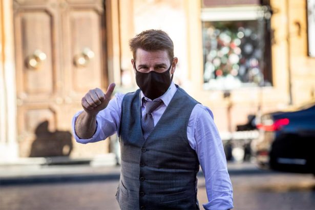 Tom Cruise őrjöngött a Mission: Impossible 7 stábjával, amiért megszegték a COVID-protokollt Londonban 12 Tom Cruise