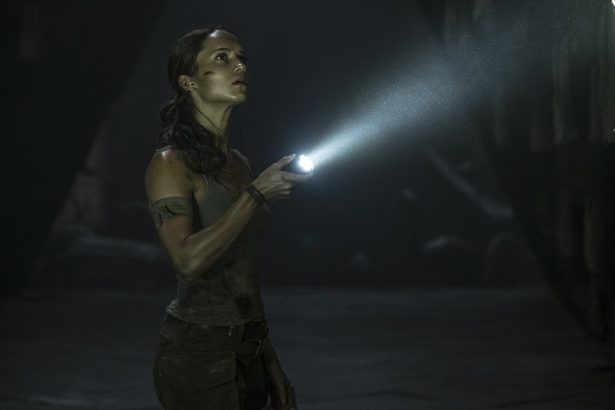 Bemutatták az első klipet a Tomb Raider-filmből 14 Tomb Raider