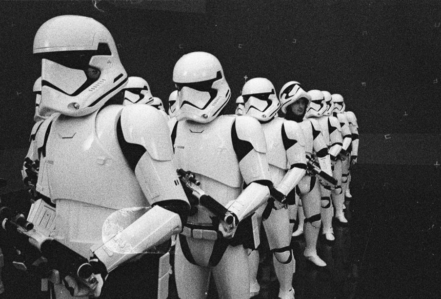 Gary Barlow megerősítette cameo szerepét a Star Wars: Az utolsó Jediben 11 Gary Barlow megerősítette cameo szerepét a Star Wars: Az utolsó Jediben