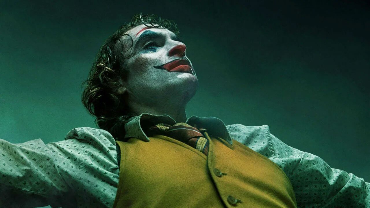 Zsivány Egyes - Új képeket és játékokat lepleztek el 33 Joker