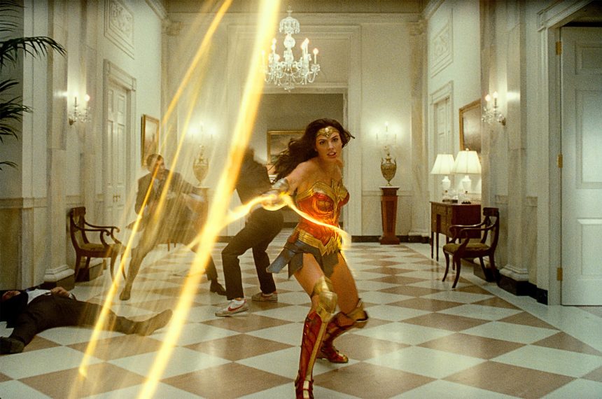 A Tenet után a Wonder Woman 1984 bemutatóját is eltolta a Warner Bros. 11 Wonder Woman 1984