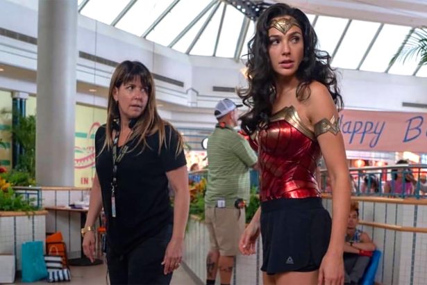 Patty Jenkins a Wonder Woman 3. sztorijából fakadó problémák miatt távozik, és ebben DC Studios nem játszott szerepet 20 Wonder Woman 1984
