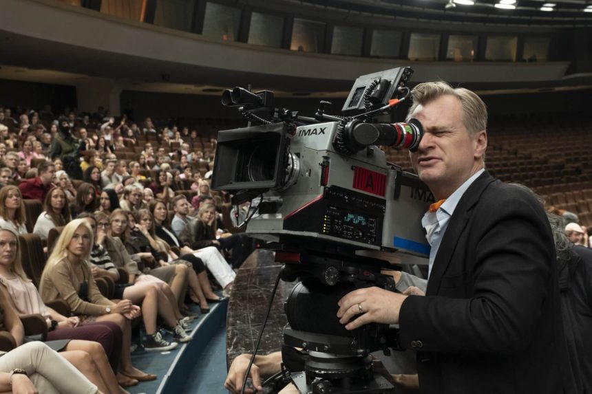 20 év után Christopher Nolan szakít a Warner Bros. stúdióval, és már megvan az új stúdió 11 Christopher Nolan