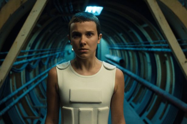 A Stranger Things írói tagadják, hogy Millie Bobby Brown visszautasította a 12 millió dolláros ajánlatot a Tizenegy spinoff-sorozatért 14 Stranger Things
