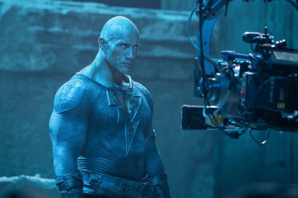 Dwayne Johnson állítása szerint teljesen elkötelezett a Black Adam és a DC-univerzum iránt 22 Black Adam