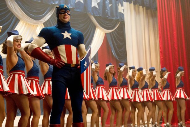 Kevin Feige szólt Amerika Kapitány szüzességéről az Amazon: Ügyvéd alkotójának 18 Amerika kapitány: Az első bosszúálló