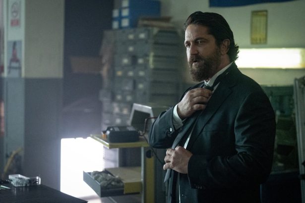 Gerard Butler súlyos sérüléssel forgatta a Gengszterzsaruk: Panterát: „Ez egy rémálom volt” 24 Gengszterzsaruk: Pantera