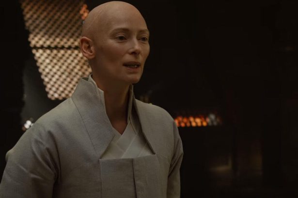 Kevin Feige bevallotta, hiba volt Tilda Swintonnak adni, s ezzel fehérre mosni az Ősmágus szerepét a Doctor Strange-ben 12 Doctor Strange