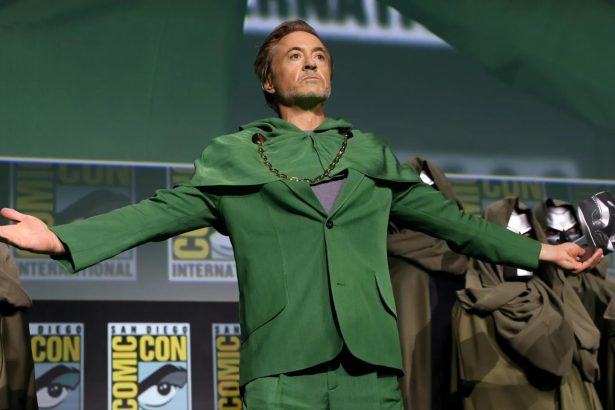 Első hivatalos pillantás Robert Downey Jr. Doctor Doomjára – a Disney Marketing Expón mutatták be a Bosszúállók: Ítéletnap főgonoszát 26 Bosszúállók: Doctor Doom ébredése
