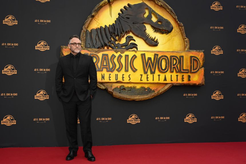 Colin Trevorrow elárulta, hogy mit érzett miután pozitív fogadtatásban részesültek a Star Wars: IX. rész látványtervei 11 Jurassic World: Világuralom